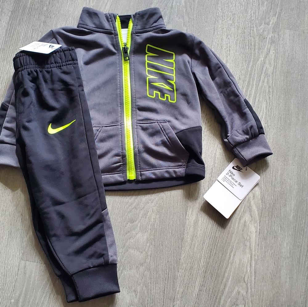12 mo. Nike Jogger Set NWT